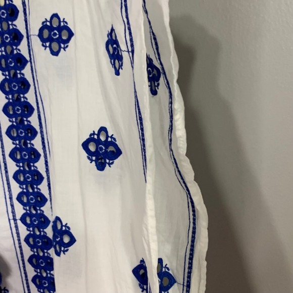 J. Crew white cotton bohemian coverup with‎ blue embroidery and tassels. Size S - Picture 6 of 7